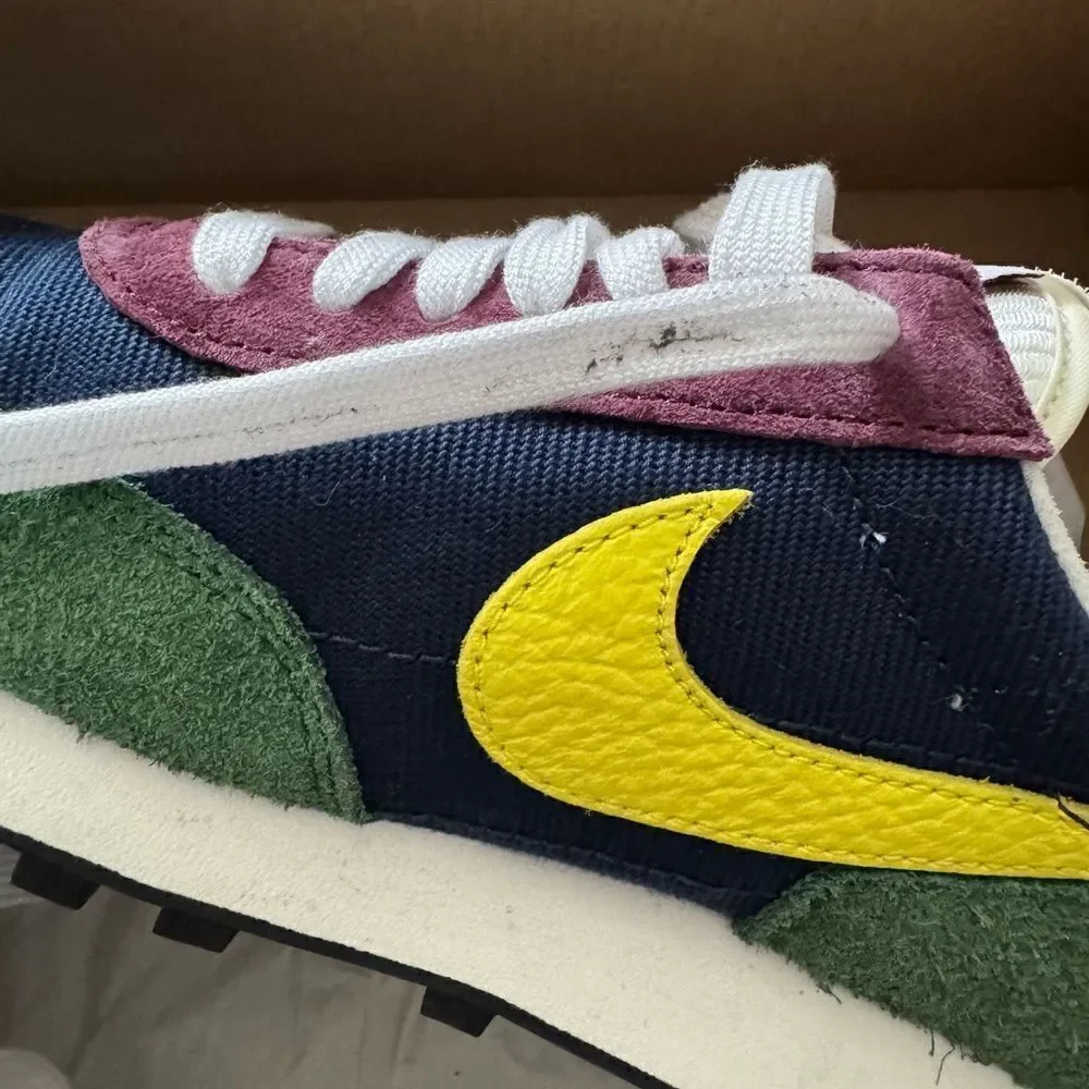 Nike Daybreak Obsidian Dynamic Yellow Green and Yellow Sneakers
